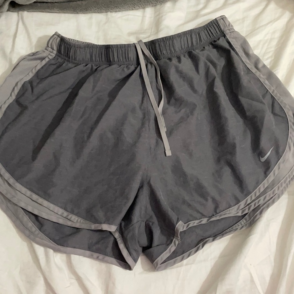 Gray Nike shorts 1x